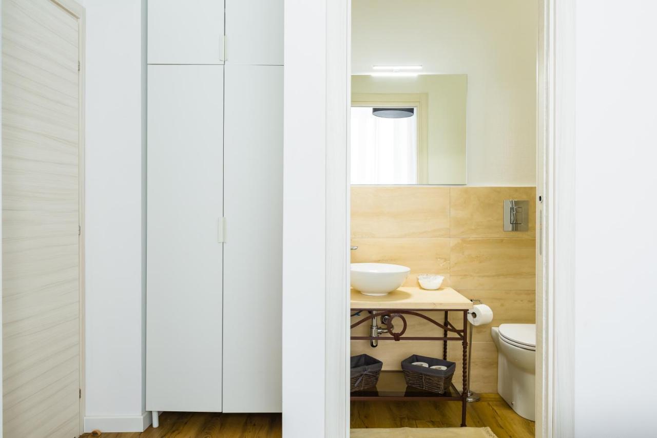 Barrio 133 - Double Bedroom In Center By Napoliapartments Buitenkant foto