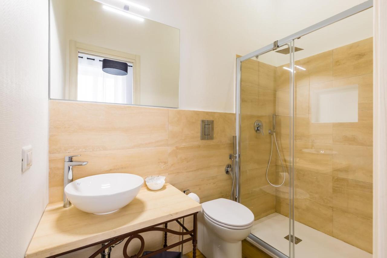 Barrio 133 - Double Bedroom In Center By Napoliapartments Buitenkant foto
