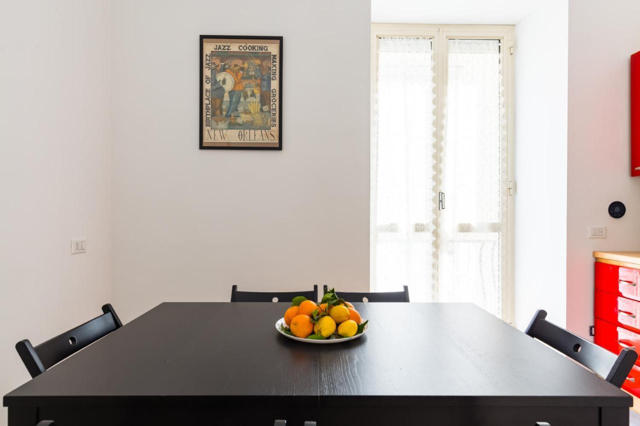 Barrio 133 - Double Bedroom In Center By Napoliapartments Buitenkant foto