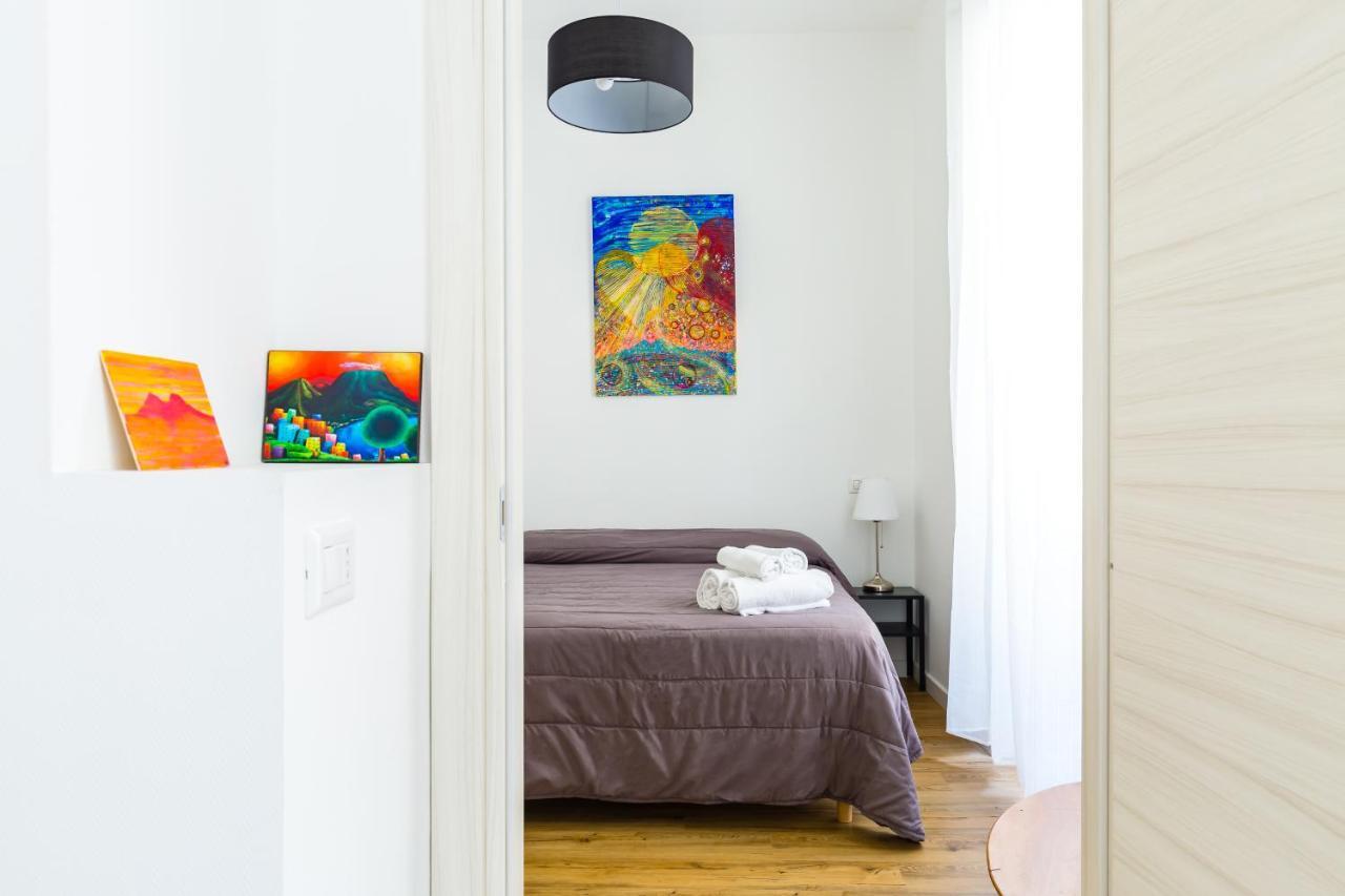 Barrio 133 - Double Bedroom In Center By Napoliapartments Buitenkant foto