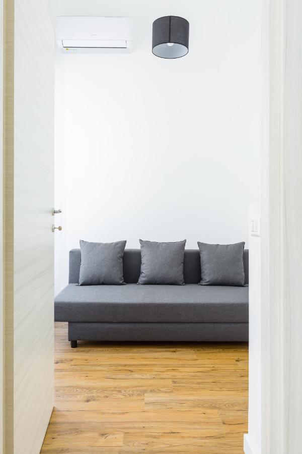 Barrio 133 - Double Bedroom In Center By Napoliapartments Buitenkant foto